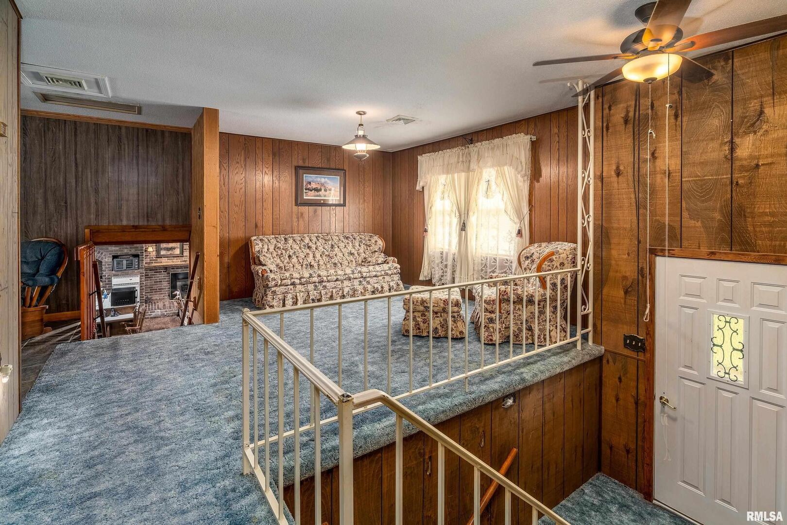 402 Main Street Broughton, IL 62817 - Photo 7 of 63