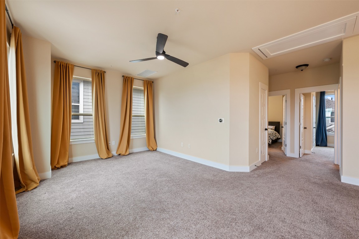 7615 Wolverine Street Austin, TX 78757 - Photo 26 of 40 a view of empty room with window