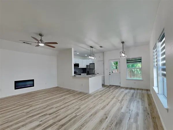 $2,450 | 807 Fenet Street, Unit B, McKinney, TX 75069
