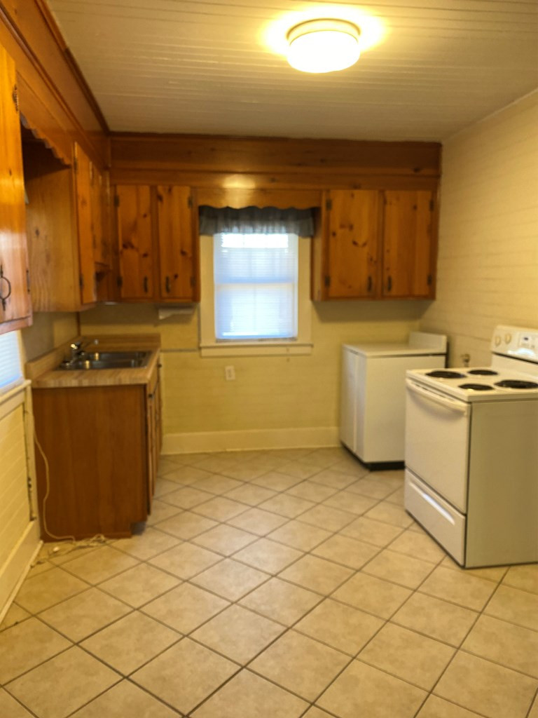 1622 Augusta Road Warrenville, SC 29851 - Photo 15 of 18