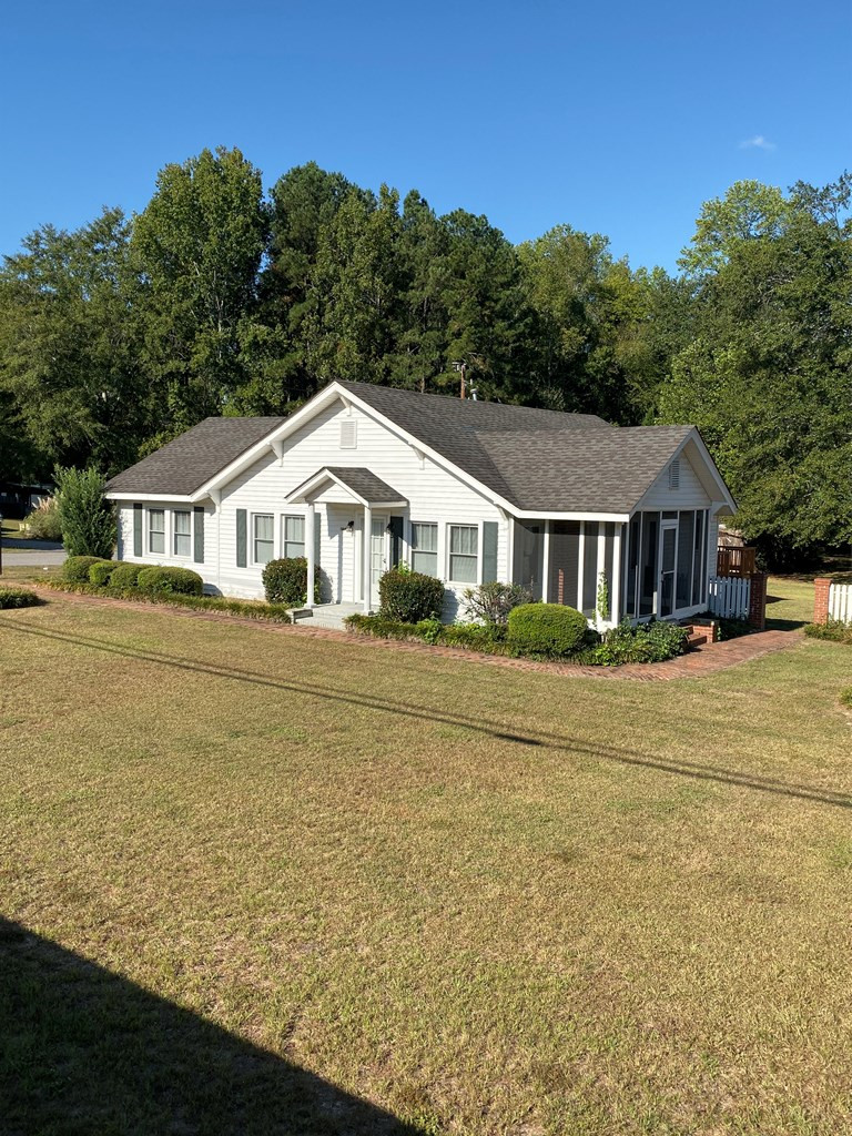 1622 Augusta Road Warrenville, SC 29851 - Photo 3 of 18