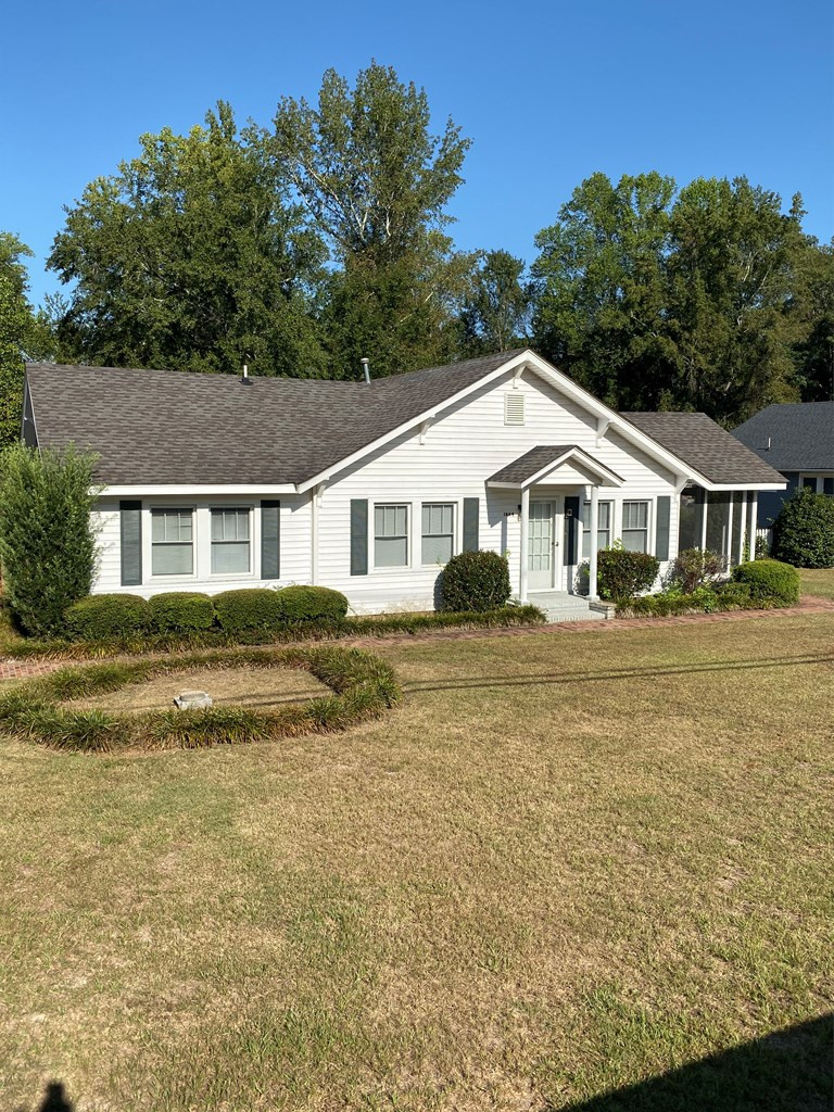 1622 Augusta Road Warrenville, SC 29851 - Photo 4 of 18