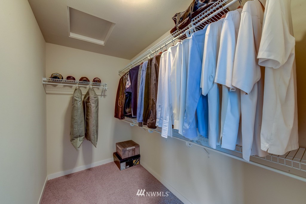 318 171st Street Southeast Bothell, WA 98012 - Photo 14 of 21 Gallery Image 14