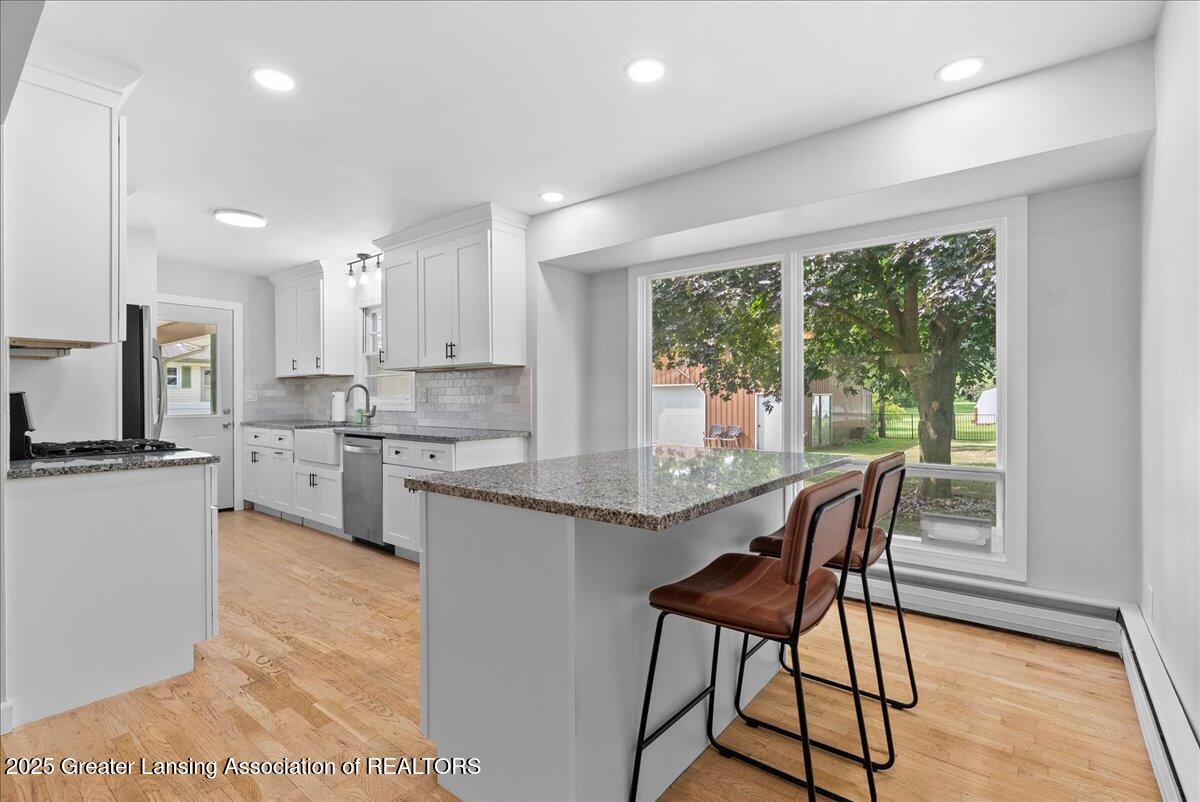 7958 Hively Road Jackson, MI 49201 - Photo 6 of 35 16-Media Jett - 20