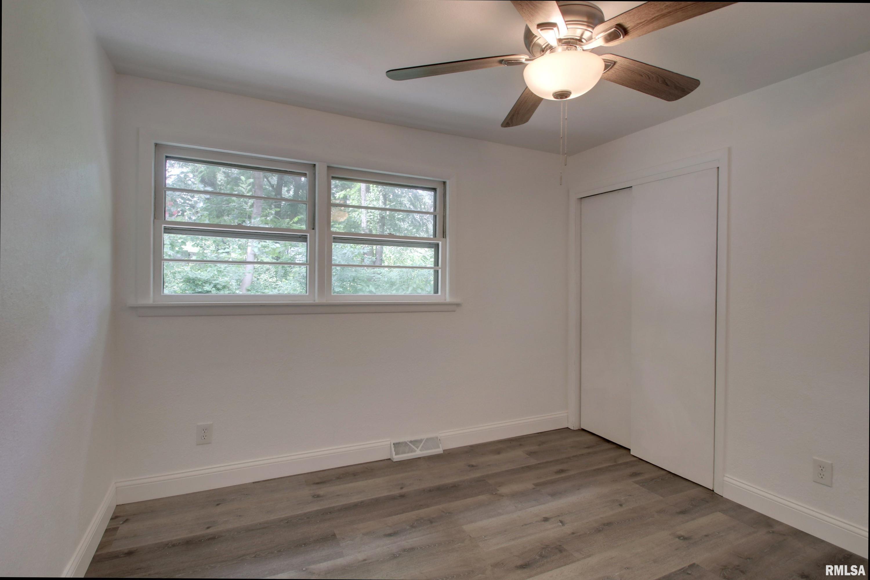 916 Locust Street Quincy, IL 62301 - Photo 13 of 21