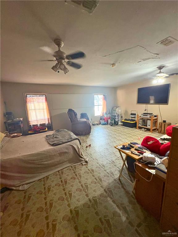 1614 Grovewood Road Mission, TX 78573 - Photo 21 of 25 a living room filled with furniture