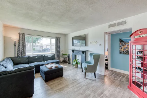 $349,500 | 965 West Fairmont Avenue, Clovis, CA 93612