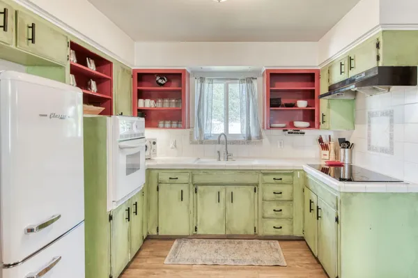 $349,500 | 965 West Fairmont Avenue, Clovis, CA 93612