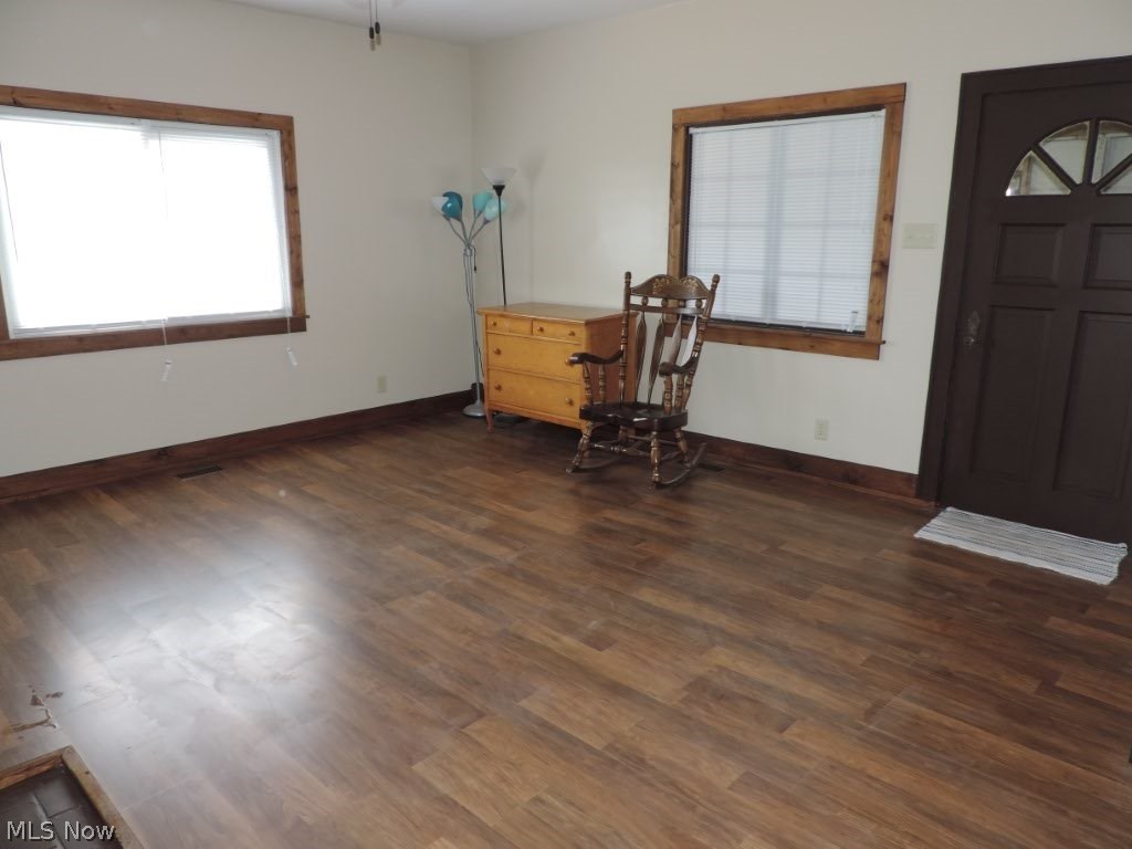 6655 Riverside Road Southeast Uhrichsville, OH 44683 - Photo 5 of 22 Gallery Image 5