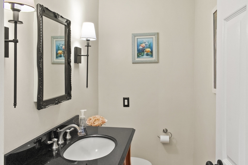 4 Blueberry Hill Road Andover, MA 01810 - Photo 11 of 26 Gallery Image 11