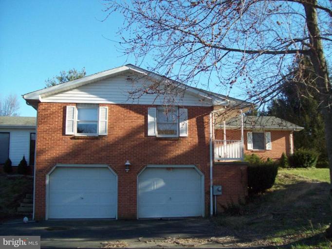 40 Papermill Road Elkton, MD 21921 - Photo 2 of 4 Garage 1