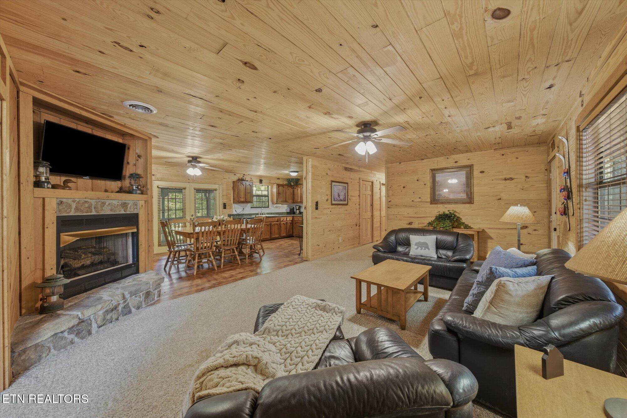 759 Ridgefield Drive Sevierville, TN 37876 - Photo 3 of 33 08-759-Ridgefield-Dr-Sevierville-TN-8