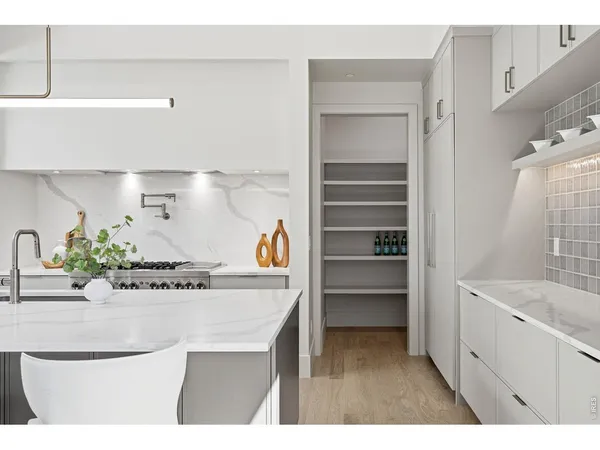 $1,999,900 | 110 West William Street, Superior, CO 80027