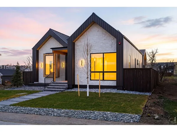 $1,999,900 | 110 West William Street, Superior, CO 80027