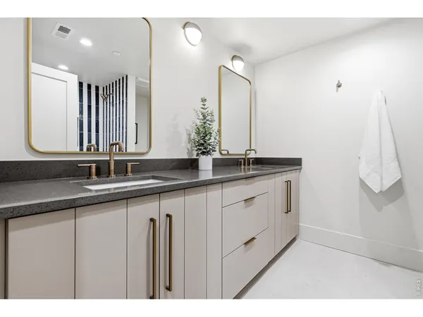 $1,999,900 | 110 West William Street, Superior, CO 80027