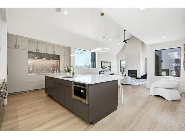 $1,999,900 | 110 West William Street, Superior, CO 80027