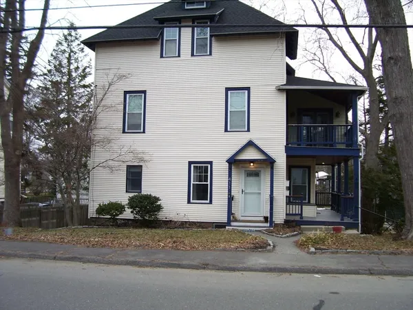 $573,000 | 411 Atlantic Avenue, Unit 411, Marblehead, MA 01945