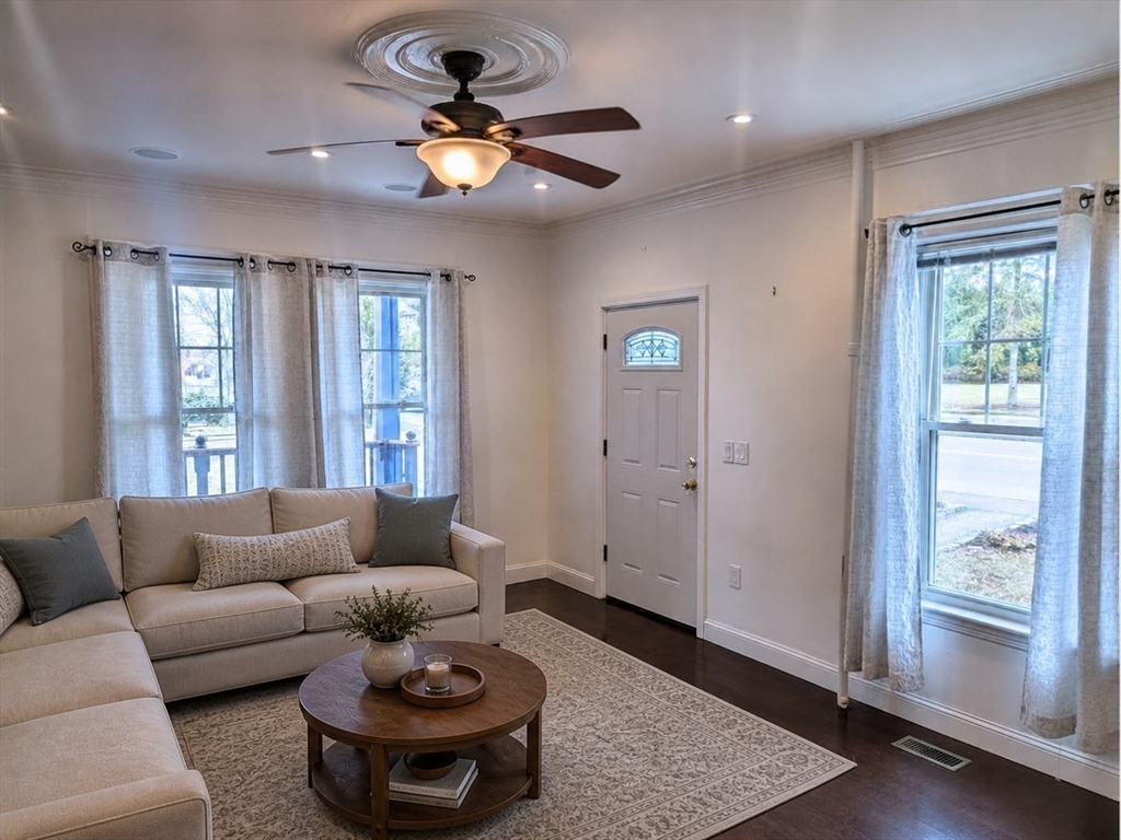 411 Atlantic Avenue, Unit 411 Marblehead, MA 01945 - Photo 18 of 42