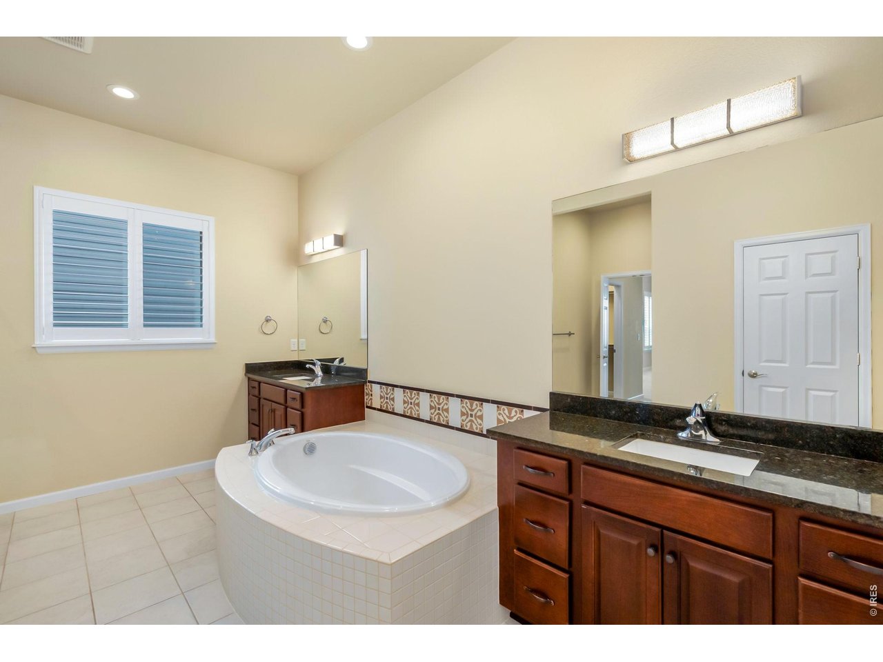 6202 Saker Court Fort Collins, CO 80528 - Photo 24 of 50 Primary Bath