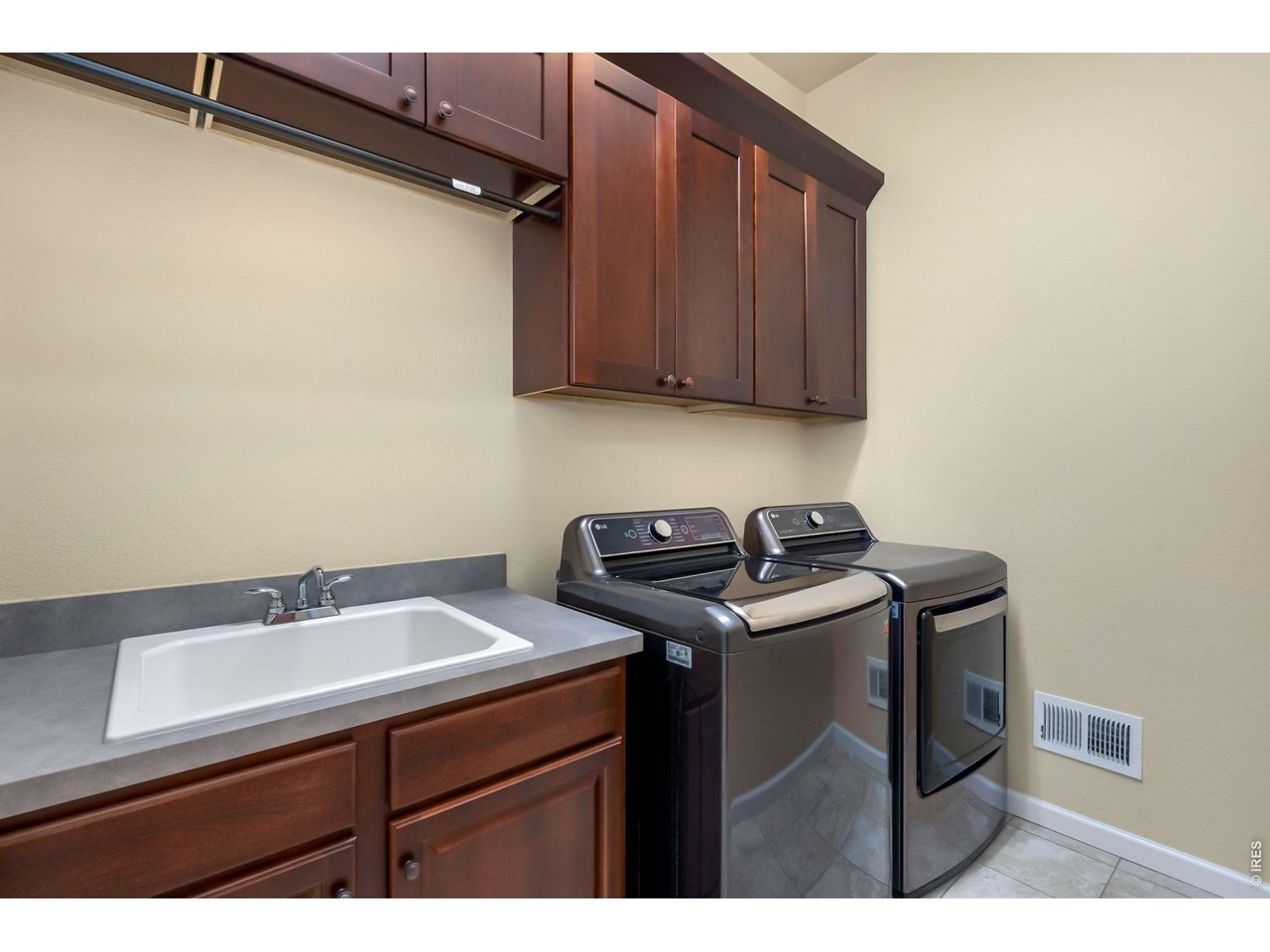 6202 Saker Court Fort Collins, CO 80528 - Photo 29 of 50 Laundry Room