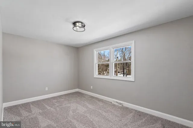 $399,900 | 105 Cloverdale Lane, Williamstown, NJ 08094