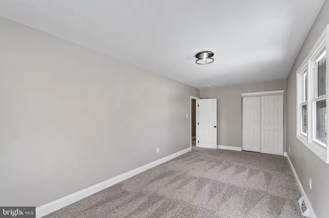 $399,900 | 105 Cloverdale Lane, Williamstown, NJ 08094