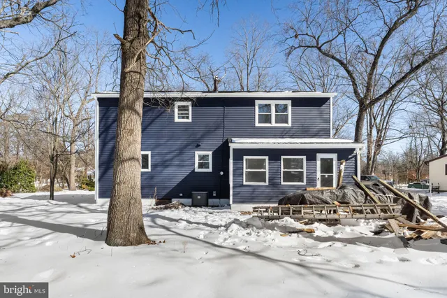 $399,900 | 105 Cloverdale Lane, Williamstown, NJ 08094