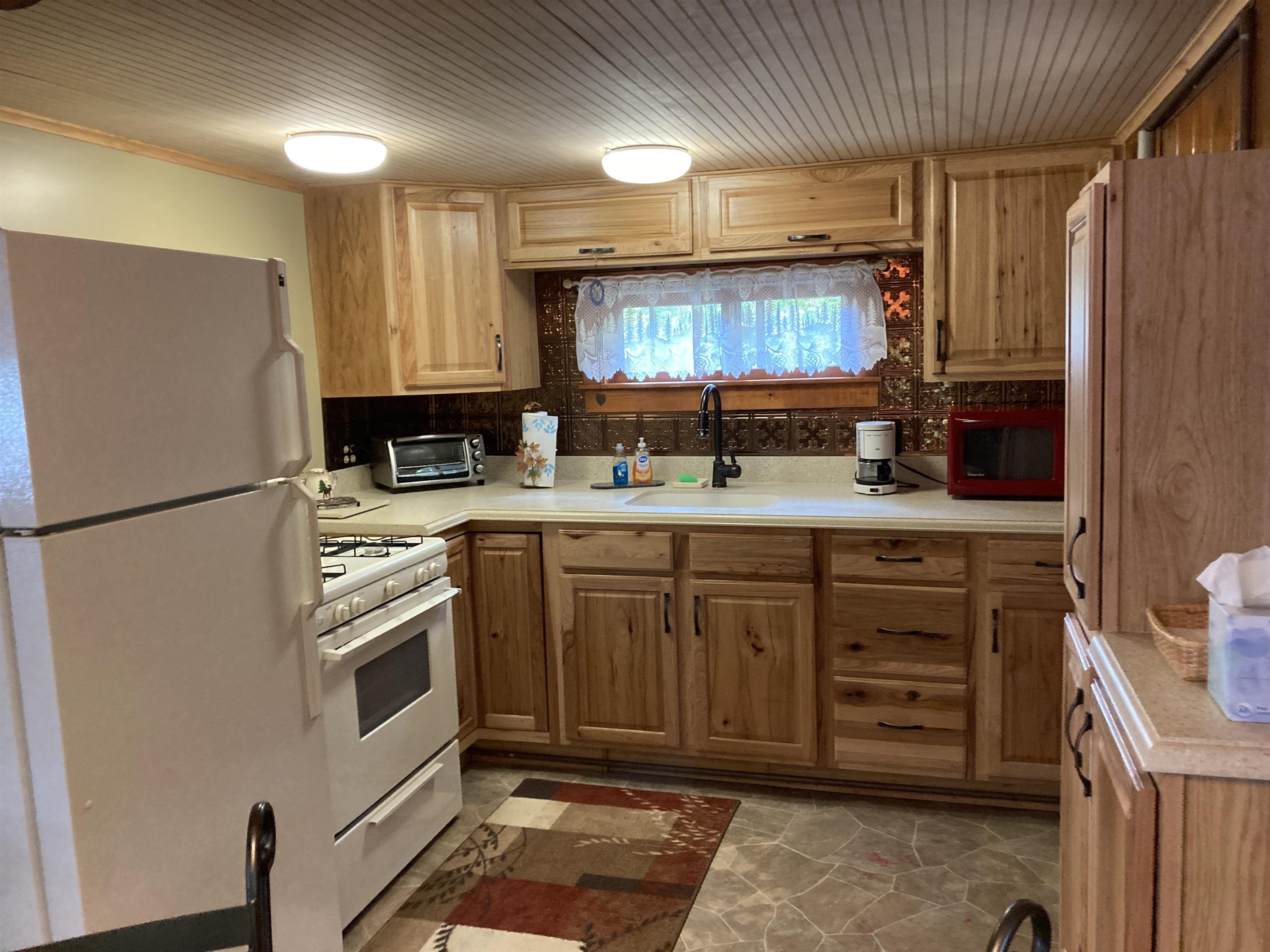 288 Dyer Road Rose City, MI 48654 - Photo 21 of 36 1946457-445b3692-0c36-4349-99e1-23194c9aaa6f.JPG
