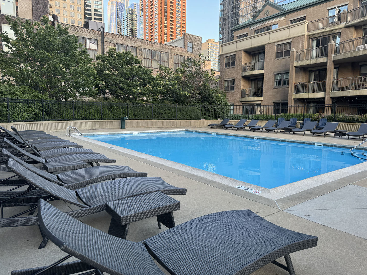 1101 South State Street, Unit 1406 Chicago, IL 60605 - Photo 8 of 9