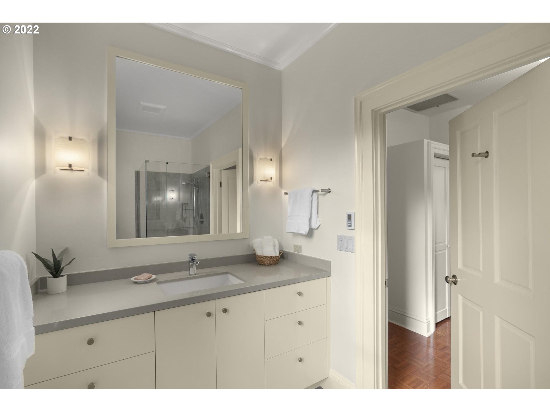 24 Southwest Whitaker Street Portland, OR 97239 - Photo 19 of 27 Gallery Image 19