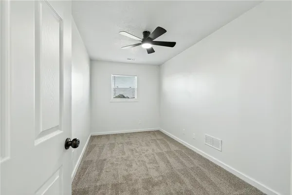 $250,000 | 9393 State Rte 52, Amoret, MO 64722