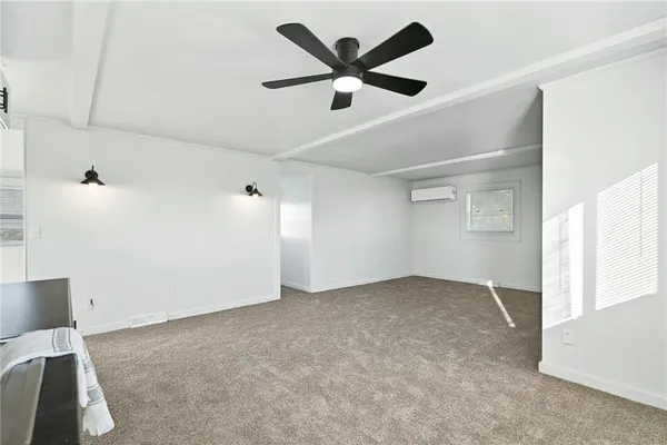 $250,000 | 9393 State Rte 52, Amoret, MO 64722