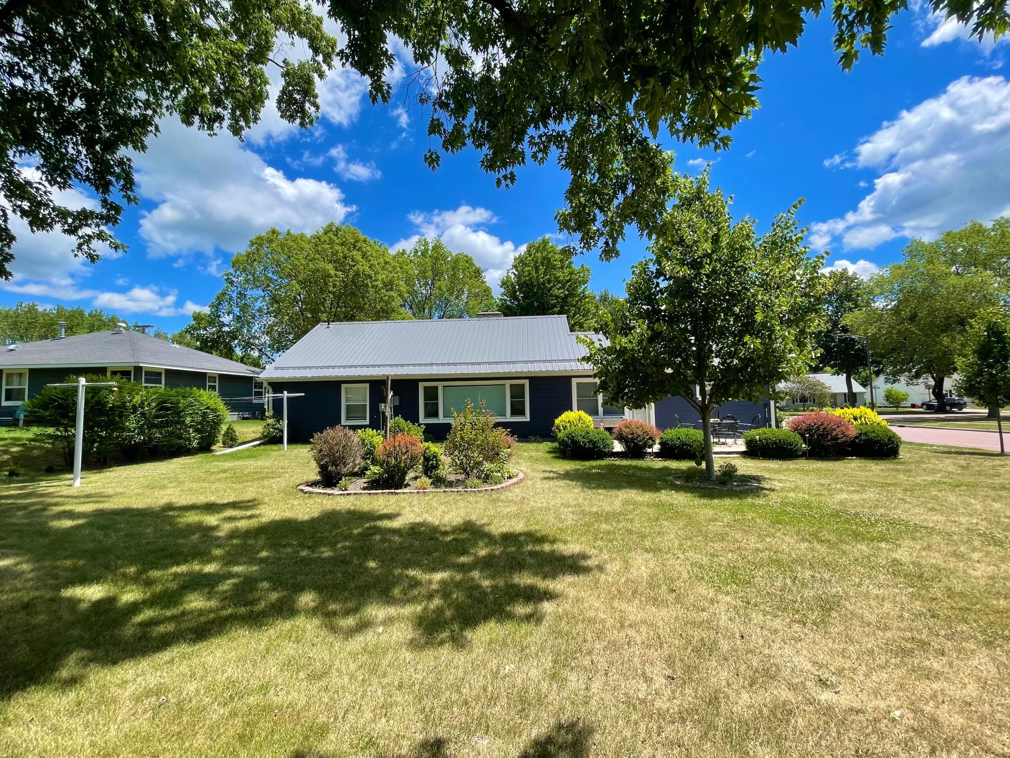 18 South Paffrath Avenue Springfield, MN 56087 - Photo 6 of 53