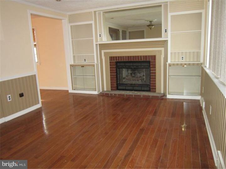 4229 Blair Mill Road Hatboro, PA 19040 - Photo 3 of 11 Fireplace