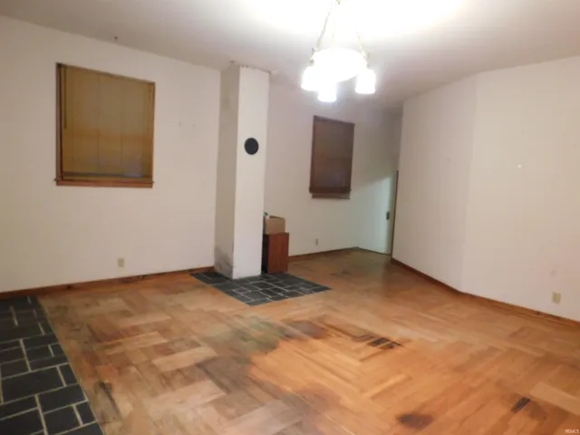 $350,000 | 2100 West Ellsworth Road, Bloomington, IN 47404