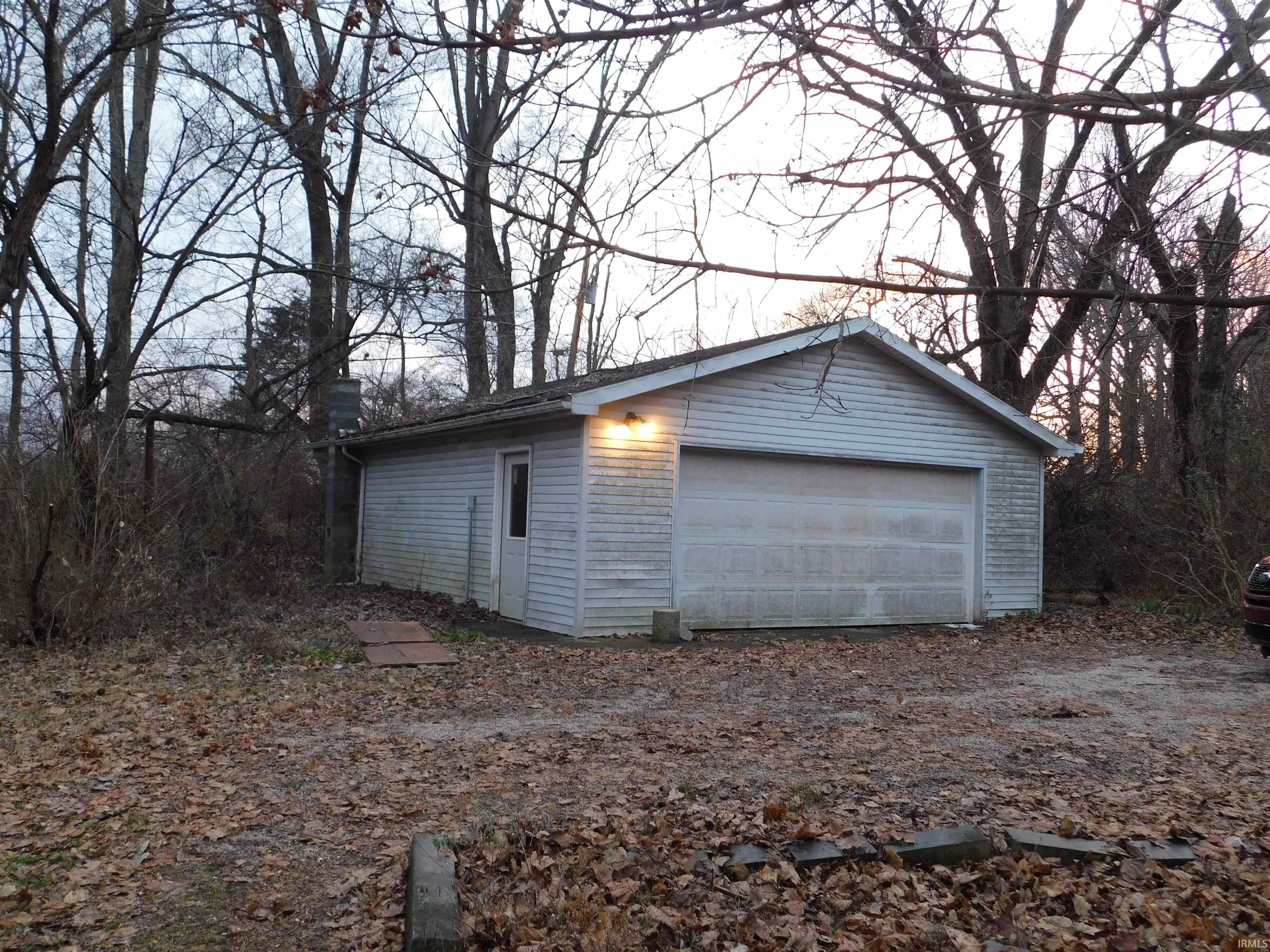 2100 West Ellsworth Road Bloomington, IN 47404 - Photo 4 of 28