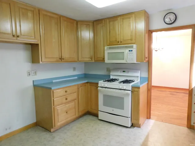 $350,000 | 2100 West Ellsworth Road, Bloomington, IN 47404