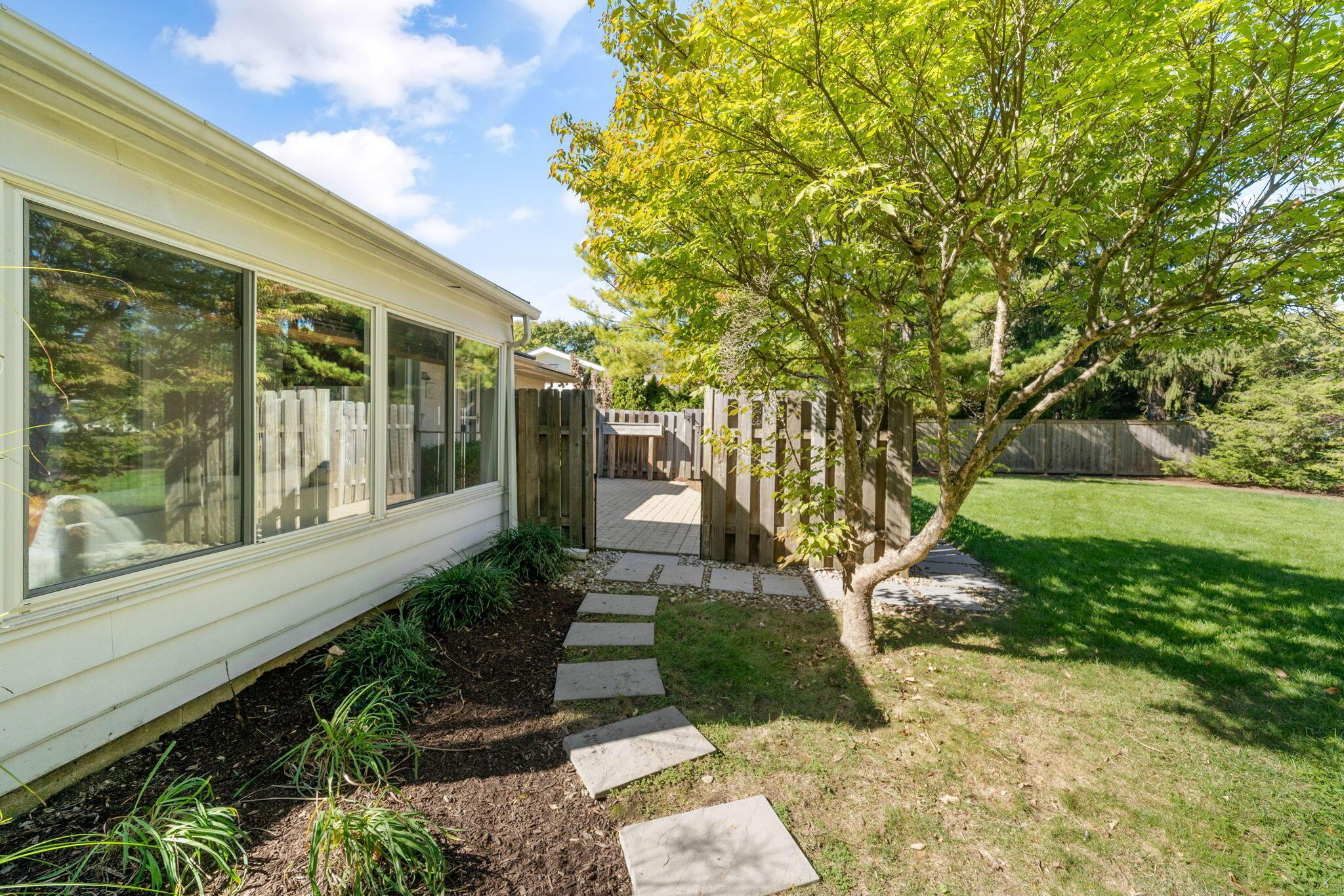 2162 Oakmount Road Columbus, OH 43221 - Photo 51 of 59 72-web-or-mls-DSC03439