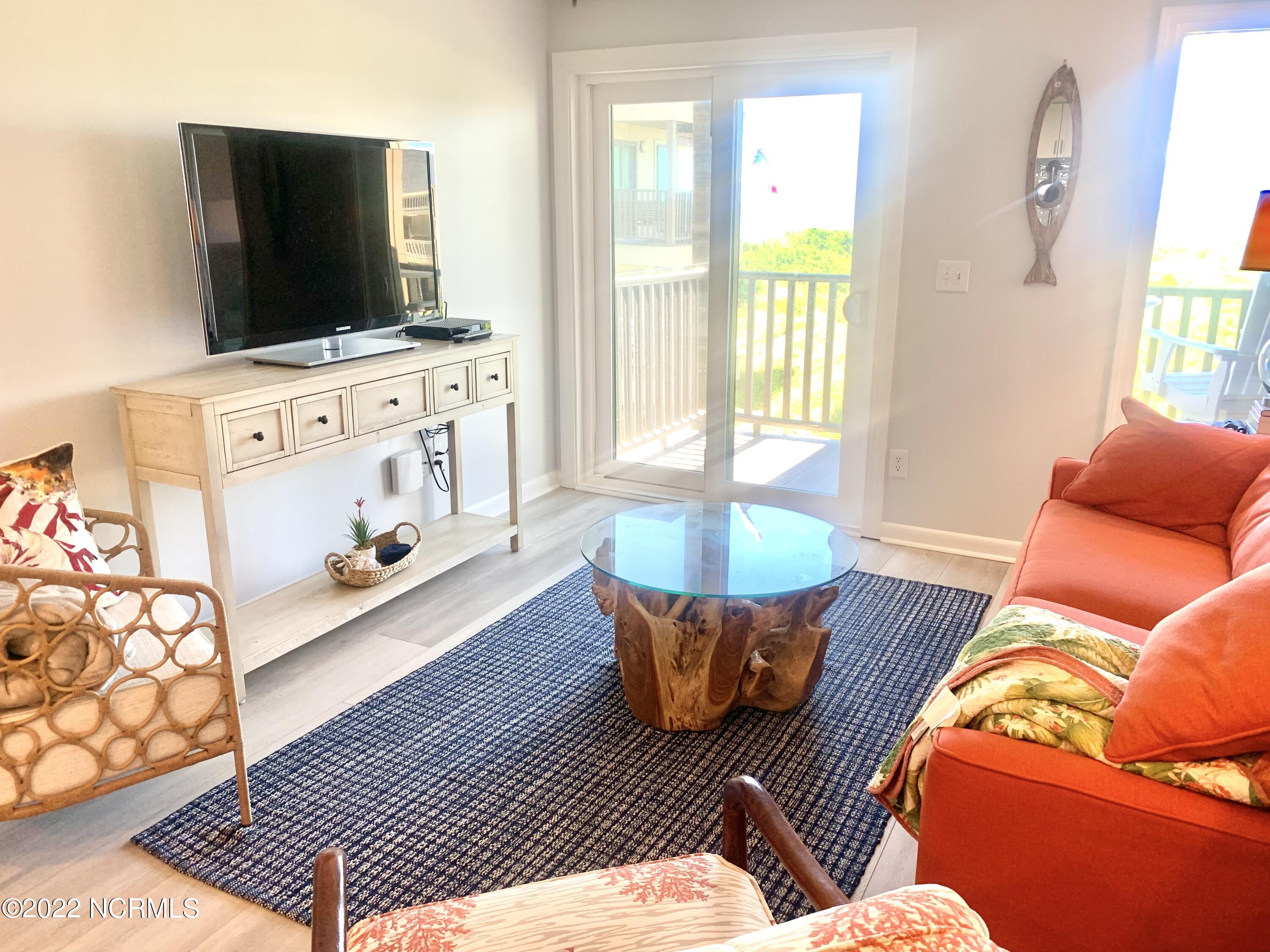 2008 East Fort Macon Road, Unit G 8 Atlantic Beach, NC 28512 - Photo 6 of 55 Living Room