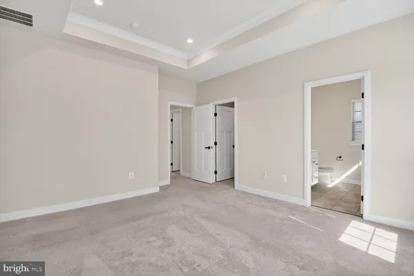 $3,495 | 19753 Green Village Drive, Montgomery Village, MD 20886