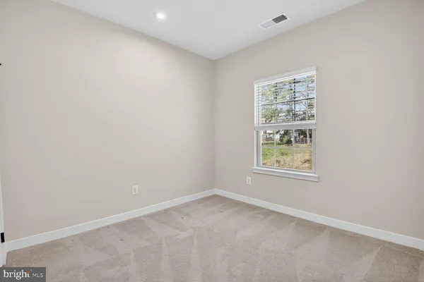 $3,495 | 19753 Green Village Drive, Montgomery Village, MD 20886