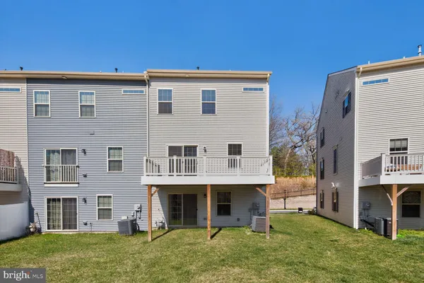 $3,495 | 19753 Green Village Drive, Montgomery Village, MD 20886