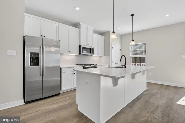 $3,495 | 19753 Green Village Drive, Montgomery Village, MD 20886