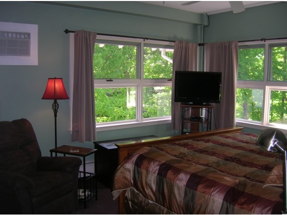 689 Kearsarge Road, Unit 6 Conway, NH 03860 - Photo 12 of 26