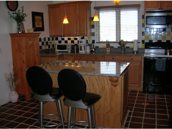 689 Kearsarge Road, Unit 6 Conway, NH 03860 - Photo 8 of 26