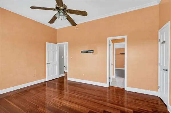 $574,900 | 3633 Lake Michel Court, Gretna, LA 70056