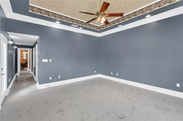 $574,900 | 3633 Lake Michel Court, Gretna, LA 70056