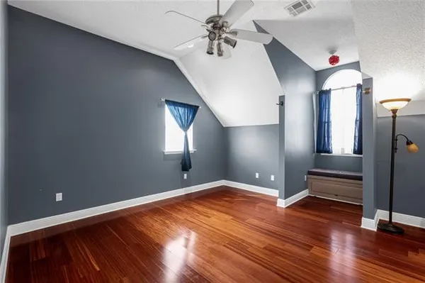 $574,900 | 3633 Lake Michel Court, Gretna, LA 70056