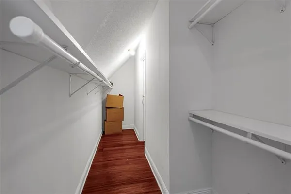 $574,900 | 3633 Lake Michel Court, Gretna, LA 70056