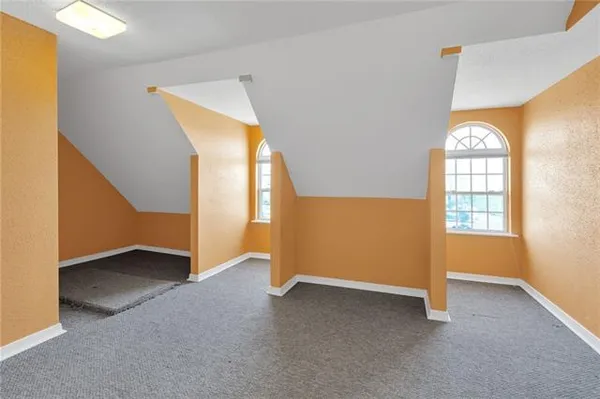 $574,900 | 3633 Lake Michel Court, Gretna, LA 70056